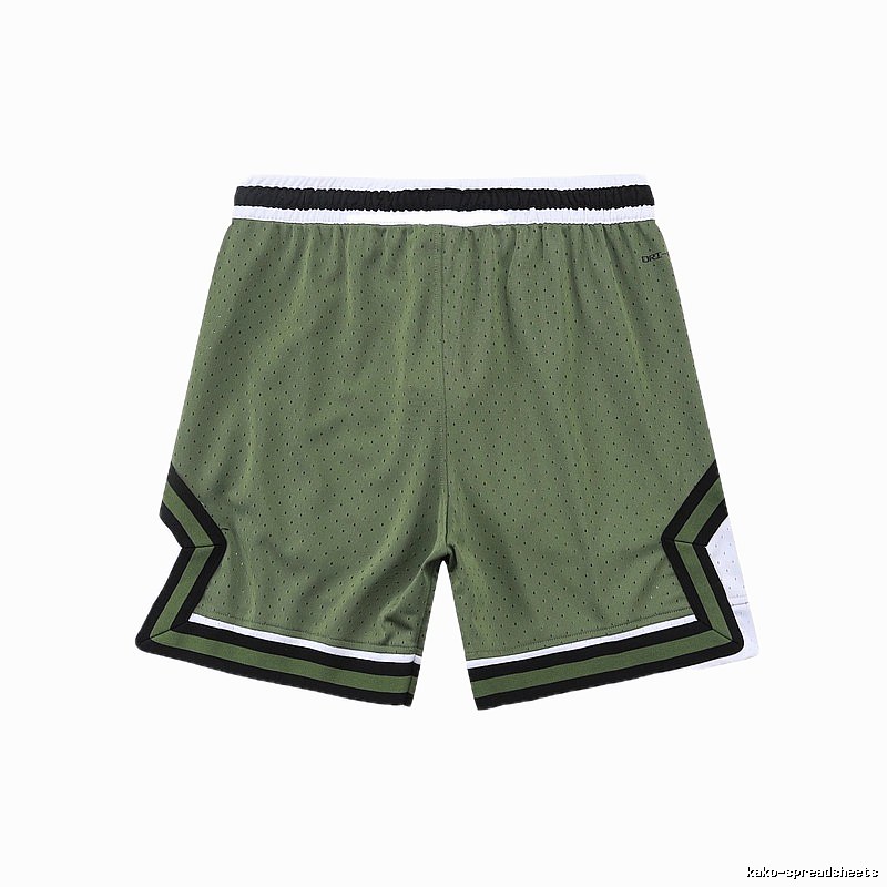 AJ sporty green shorts