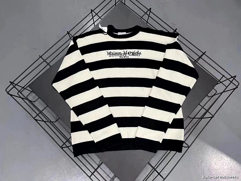 Balenciaga Premium Style Logo hoodie Black Pullover Small for Minimal Outfits
