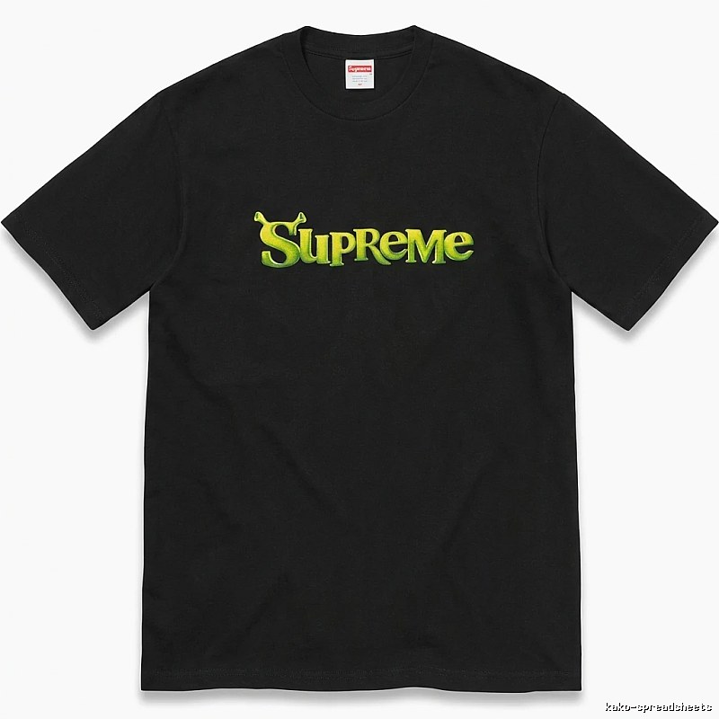 Black T-shirt with Supreme letter print