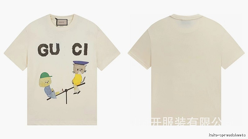 Gucci Playful Whimsical Animal Print Off-white T-shirt