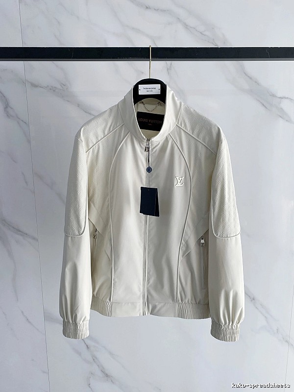 Light Jacket by Arc’teryx with Cream Zip Jacket with Small