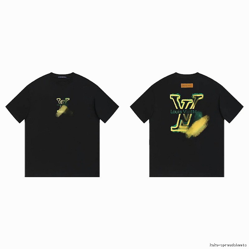 Louis Vuitton Spray-painted Trendy Style Black T-Shirt