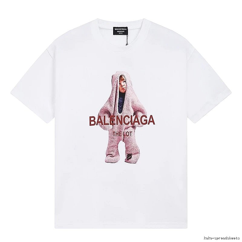Parisian-style printed white T-shirt