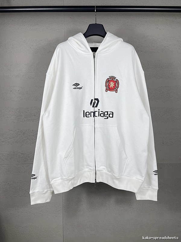 Valencia Casual Soccer hoodie Black Valencia Crest for Streetwear Looks